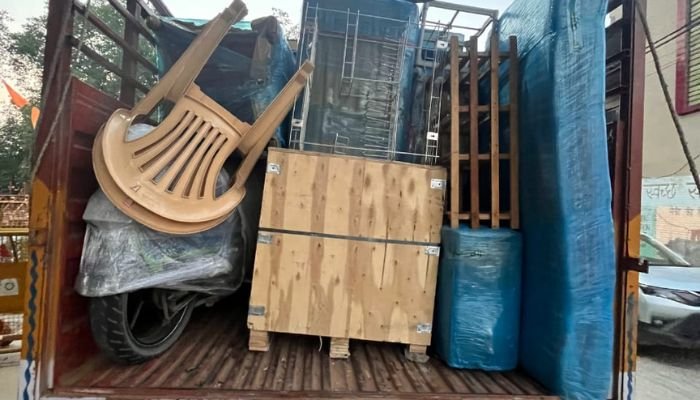 Loading and Unloading Services - Elite Packers and Movers